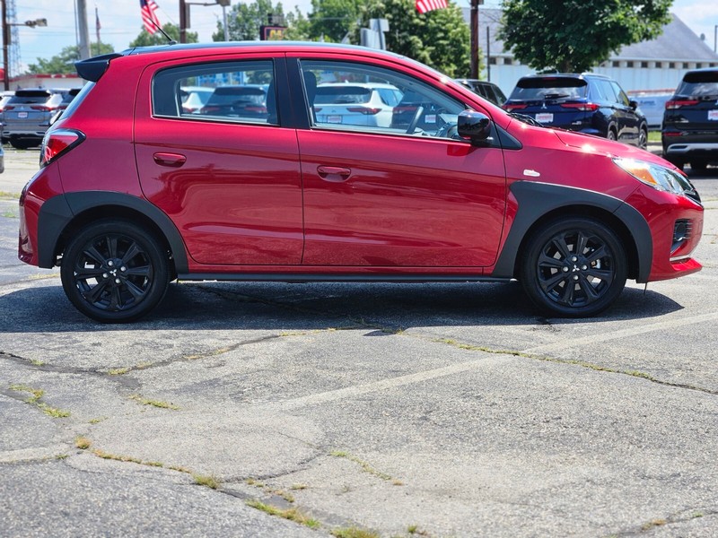 Mitsubishi Mirage Vehicle Full-screen Gallery Image 04