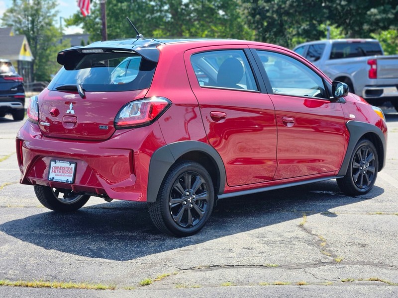 Mitsubishi Mirage Vehicle Full-screen Gallery Image 05
