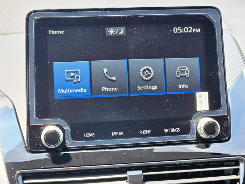 Mitsubishi Eclipse Cross Vehicle Full-screen Gallery Image 20