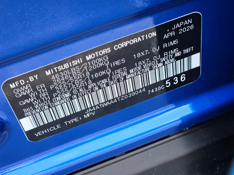 Mitsubishi Eclipse Cross Vehicle Full-screen Gallery Image 32