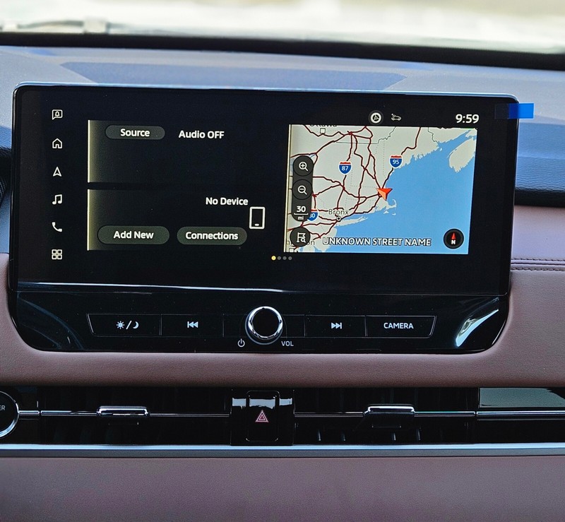 Mitsubishi Outlander Plug-In Hybrid Vehicle Full-screen Gallery Image 19