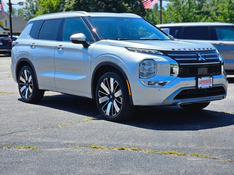 Mitsubishi Outlander Vehicle Full-screen Gallery Image 03