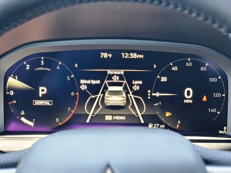 Mitsubishi Outlander Vehicle Full-screen Gallery Image 27