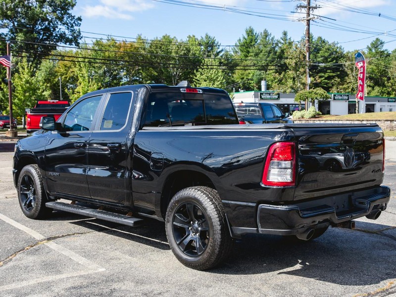 Ram 1500 Vehicle Full-screen Gallery Image 03