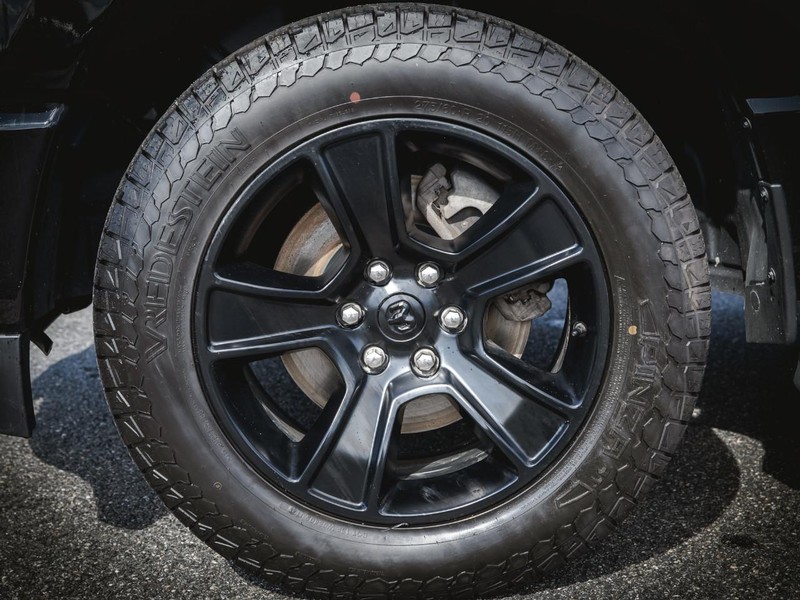 Ram 1500 Vehicle Full-screen Gallery Image 10