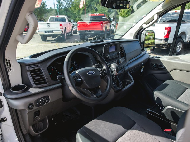 Ford Transit Cargo Van Vehicle Full-screen Gallery Image 11