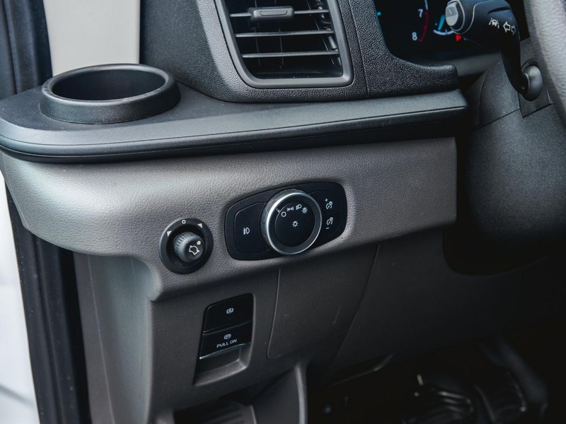 Ford Transit Cargo Van Vehicle Full-screen Gallery Image 19