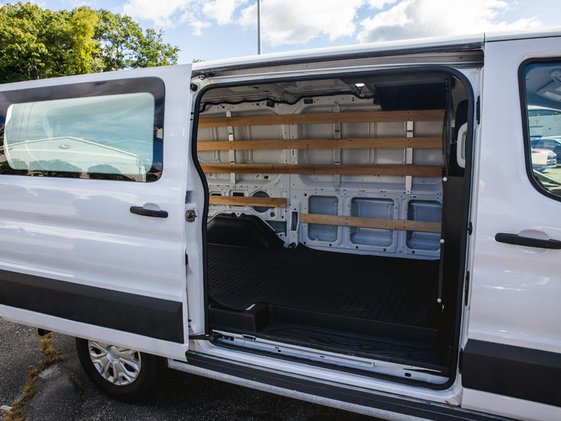 Ford Transit Cargo Van Vehicle Full-screen Gallery Image 21