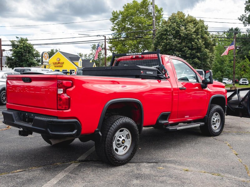 Chevrolet Silverado 2500HD Vehicle Full-screen Gallery Image 08