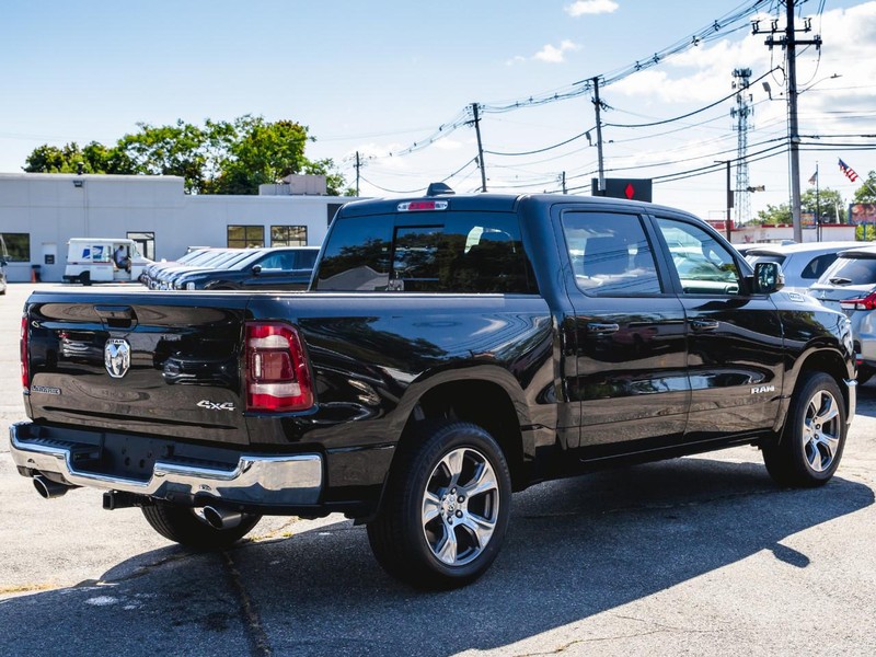 Ram 1500 Vehicle Full-screen Gallery Image 05