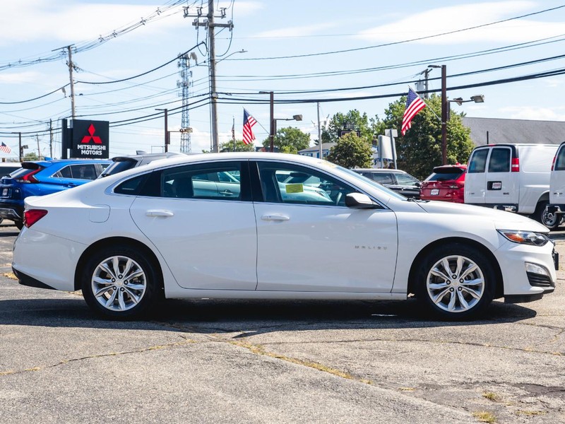 Chevrolet Malibu Vehicle Full-screen Gallery Image 07