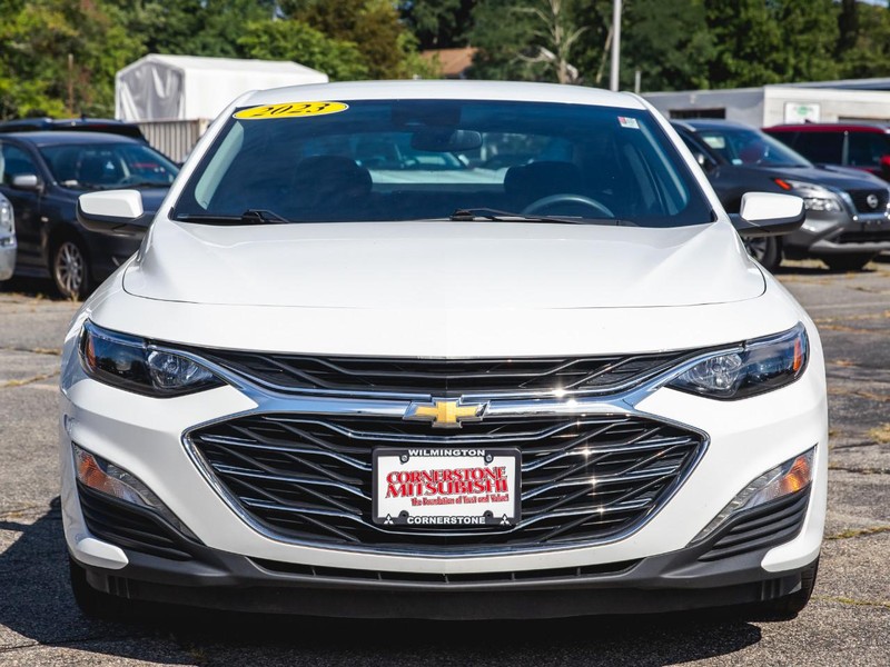 Chevrolet Malibu Vehicle Full-screen Gallery Image 09