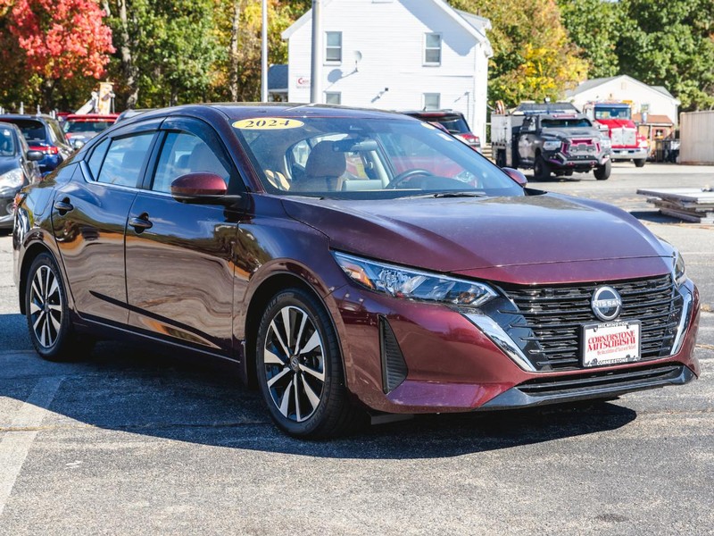 Nissan Sentra Vehicle Full-screen Gallery Image 07