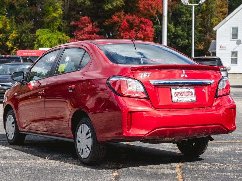 Mitsubishi Mirage G4 Vehicle Full-screen Gallery Image 03