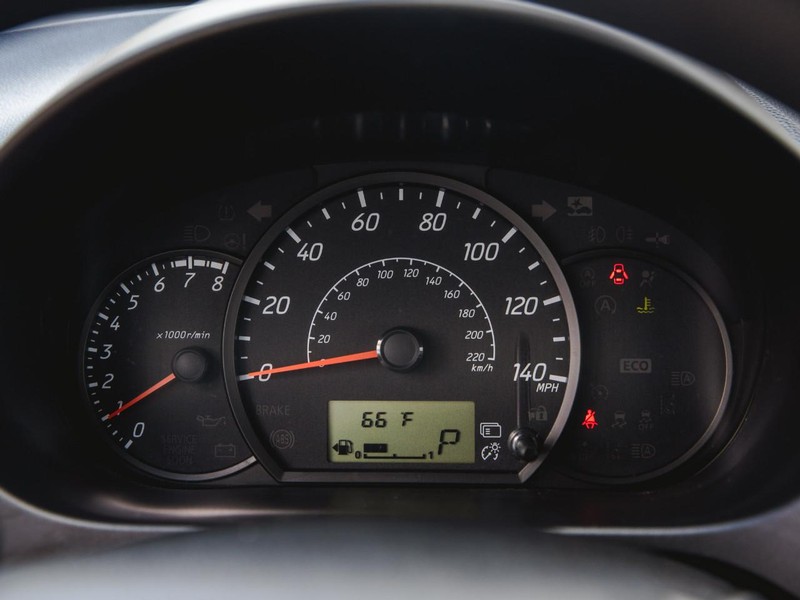 Mitsubishi Mirage G4 Vehicle Full-screen Gallery Image 10