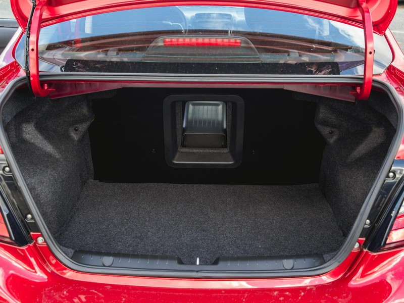 Mitsubishi Mirage G4 Vehicle Full-screen Gallery Image 18