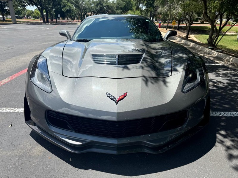 Chevrolet Corvette Z06 (Z07 Performance Package) Vehicle Image 12