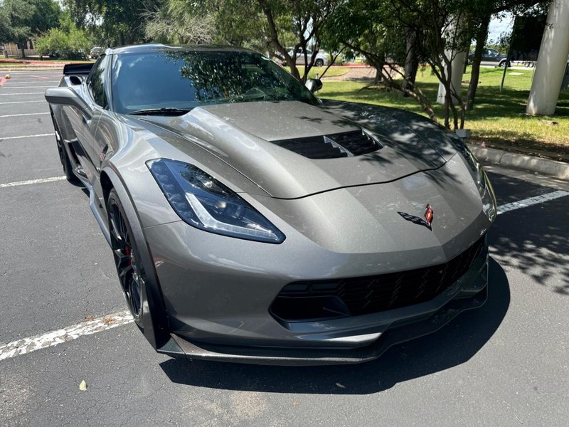 Chevrolet Corvette Z06 (Z07 Performance Package) Vehicle Image 13