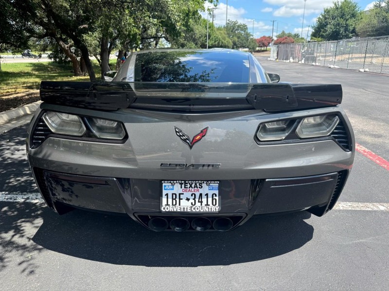 Chevrolet Corvette Z06 (Z07 Performance Package) Vehicle Image 16