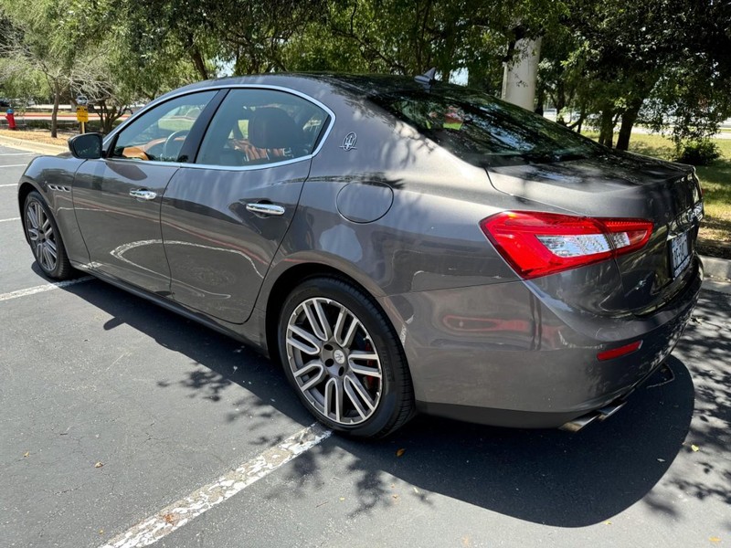 Maserati Ghibli S Vehicle Image 09