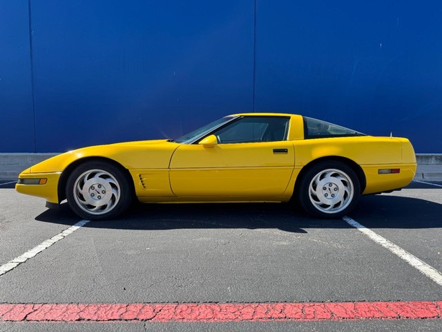 Chevrolet Corvette coupe - Round Rock TX