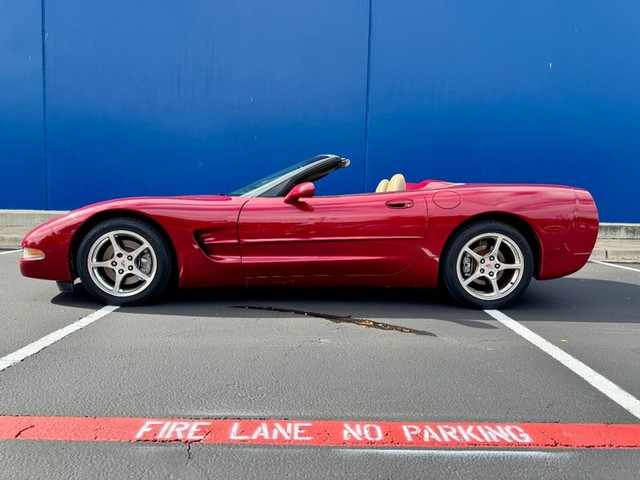 more details - chevrolet corvette