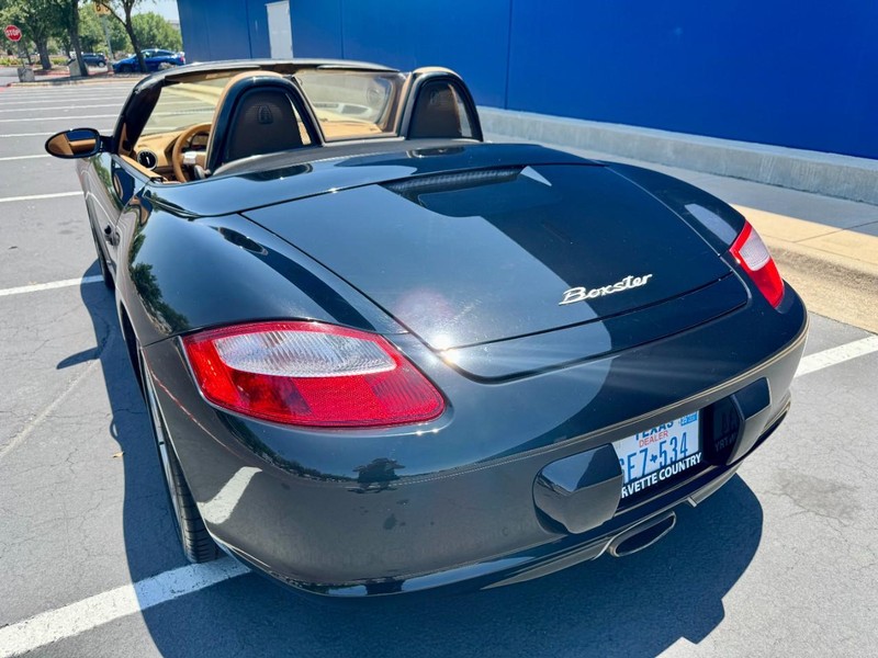Porsche Boxster Vehicle Image 09
