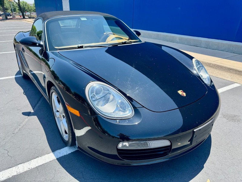 Porsche Boxster Vehicle Image 12