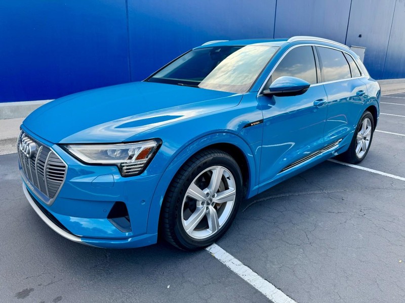 Audi e-tron Premium Plus Quattro Vehicle Image 08