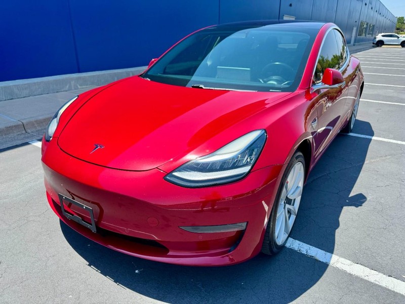 Tesla Model 3 Long Range RWD Vehicle Image 02