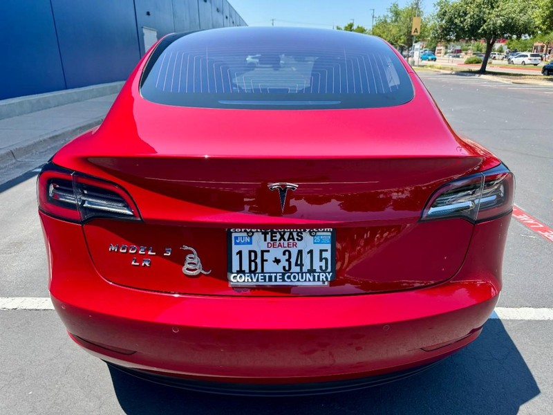 Tesla Model 3 Long Range RWD Vehicle Image 15