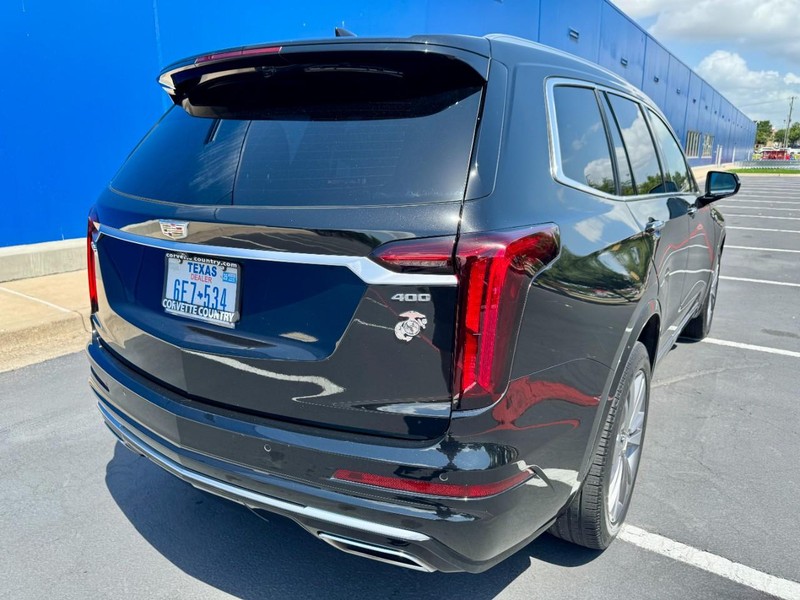 Cadillac XT6 Premium Luxury FWD Vehicle Image 04