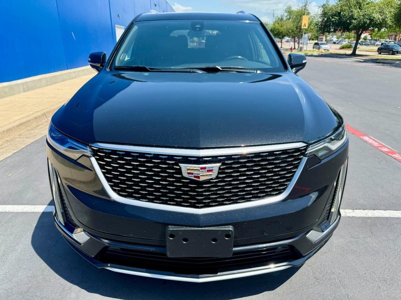 Cadillac XT6 Premium Luxury FWD Vehicle Image 07