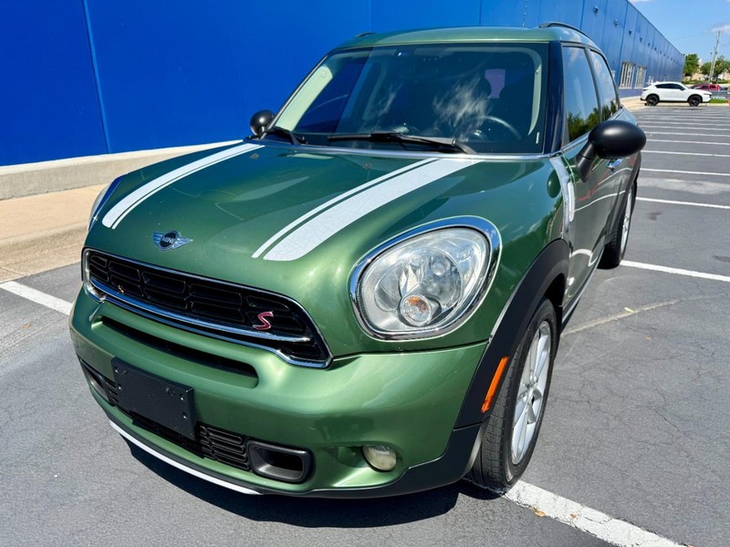 MINI Cooper Countryman S ALL4 Vehicle Image 02