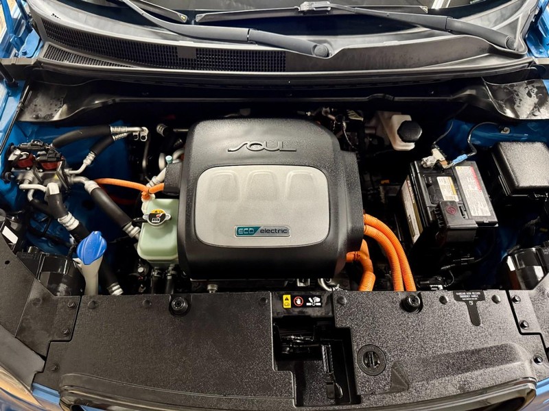 Kia Soul EV Vehicle Image 20