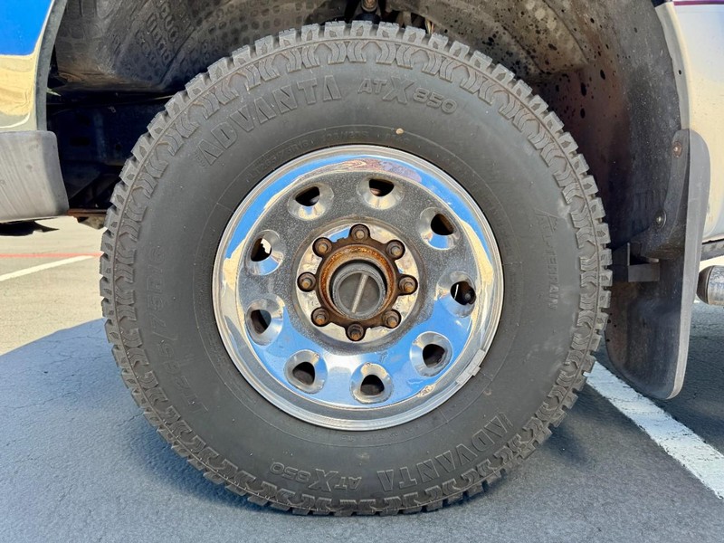 Ford F-350 Super Duty SuperCab XLT 7.3 TDSL 4 Vehicle Image 21