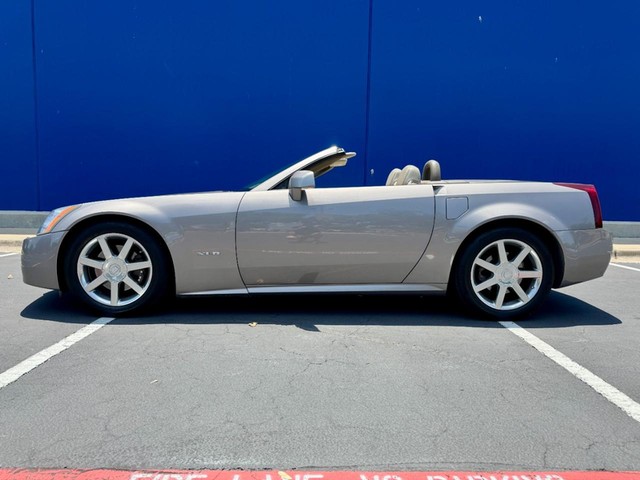 more details - cadillac xlr