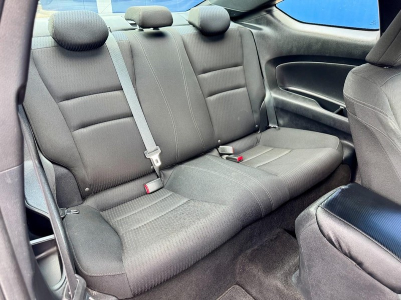 Honda Accord EX Vehicle Image 18