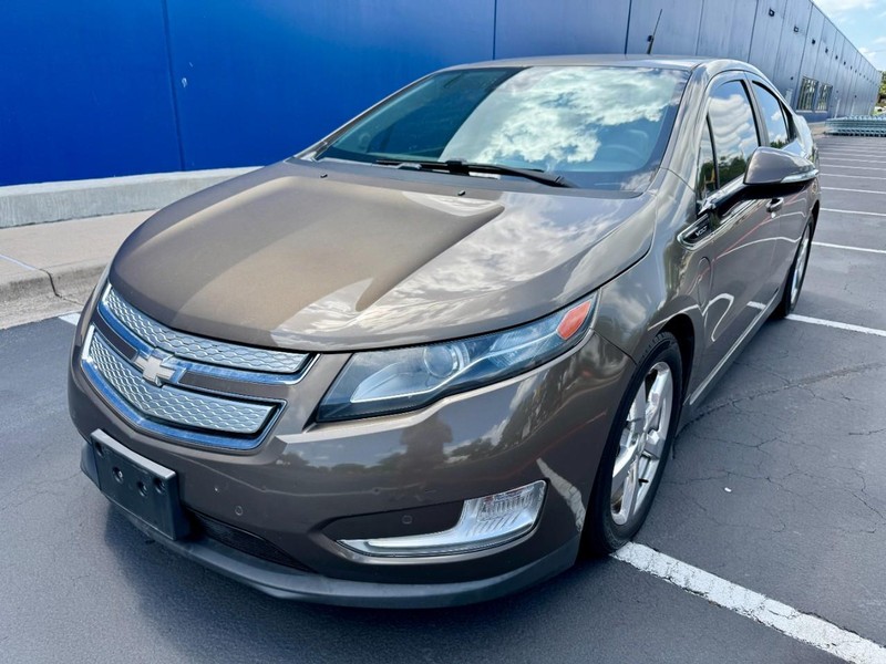 Chevrolet Volt Premier Vehicle Image 02