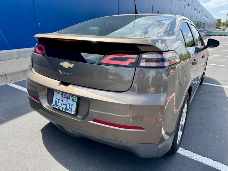 Chevrolet Volt Premier Vehicle Image 04