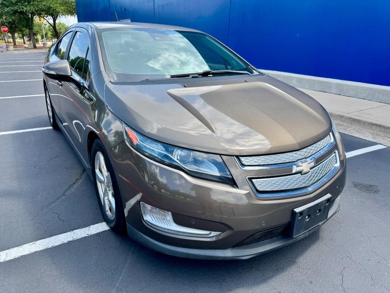 Chevrolet Volt Premier Vehicle Image 13