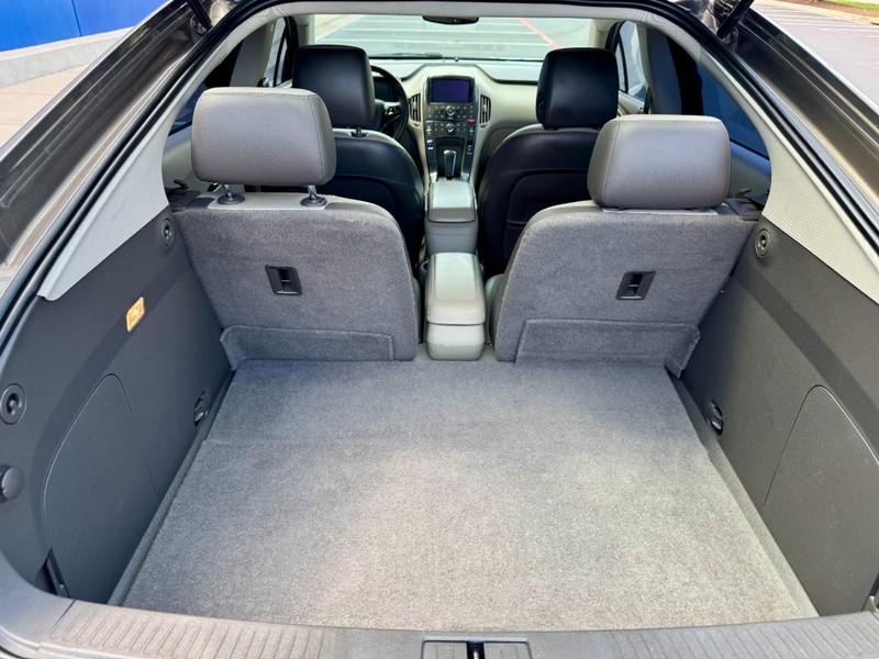 Chevrolet Volt Premier Vehicle Image 18
