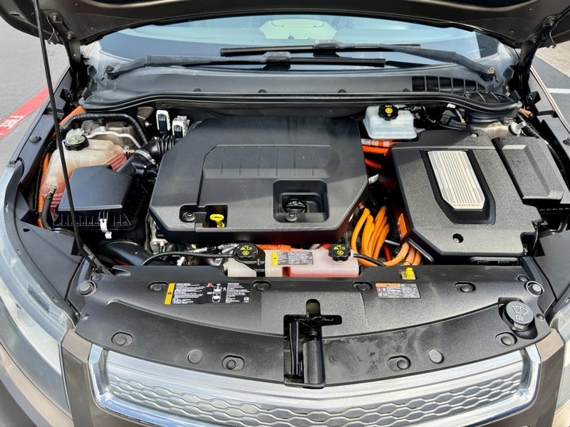 Chevrolet Volt Premier Vehicle Image 21