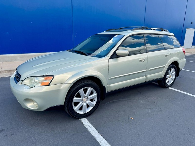 Subaru Outback Limited Vehicle Image 08