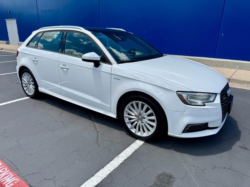 Audi A3 Sportback e-tron 1.4T I4 PHEV Premium Vehicle Image 14