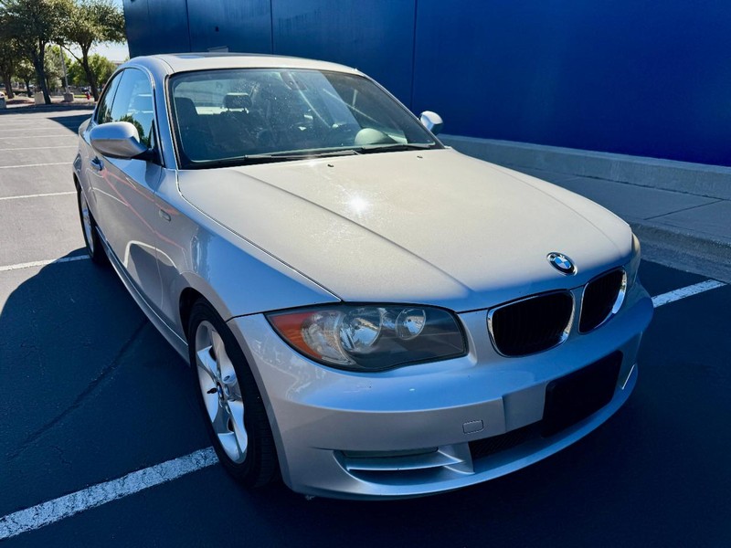 BMW 128i Vehicle Image 13