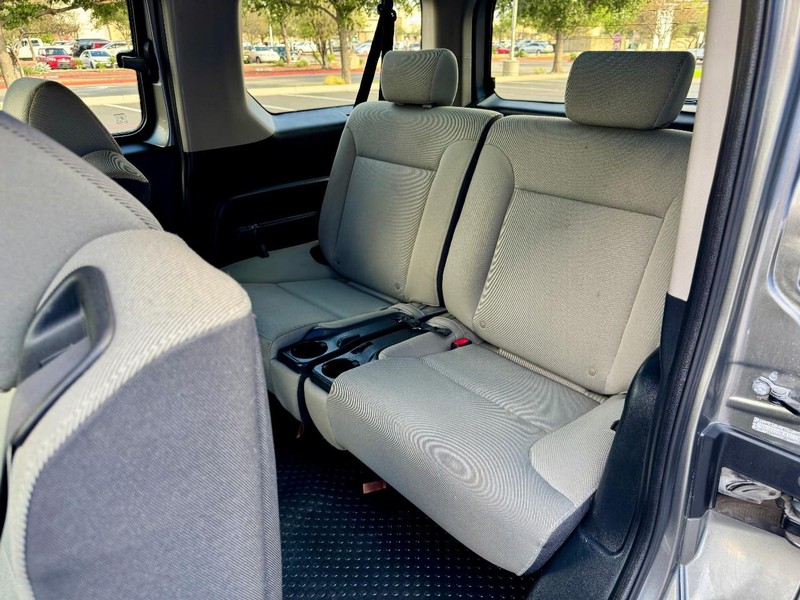 Honda Element EX 4WD Vehicle Image 17