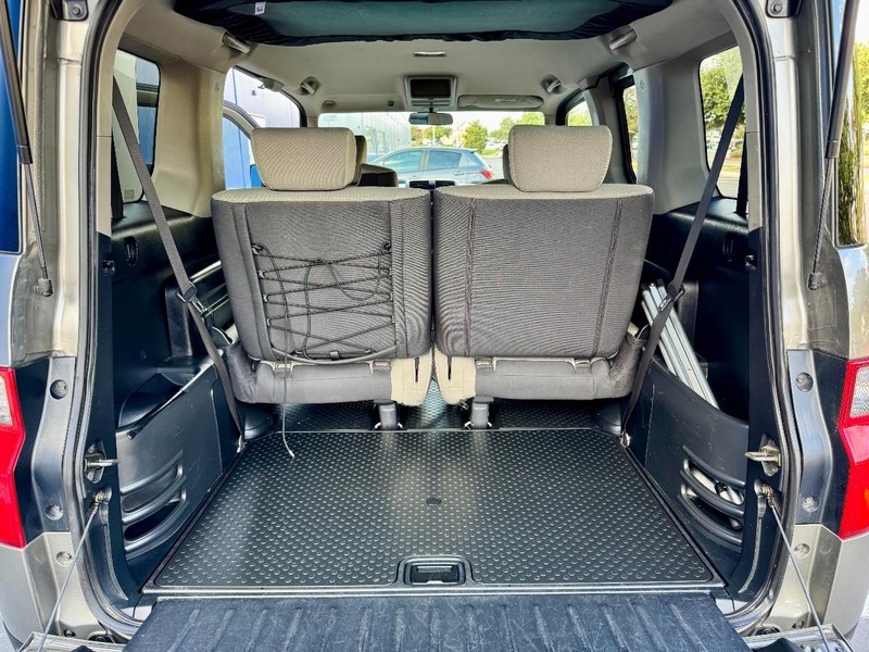 Honda Element EX 4WD Vehicle Image 18