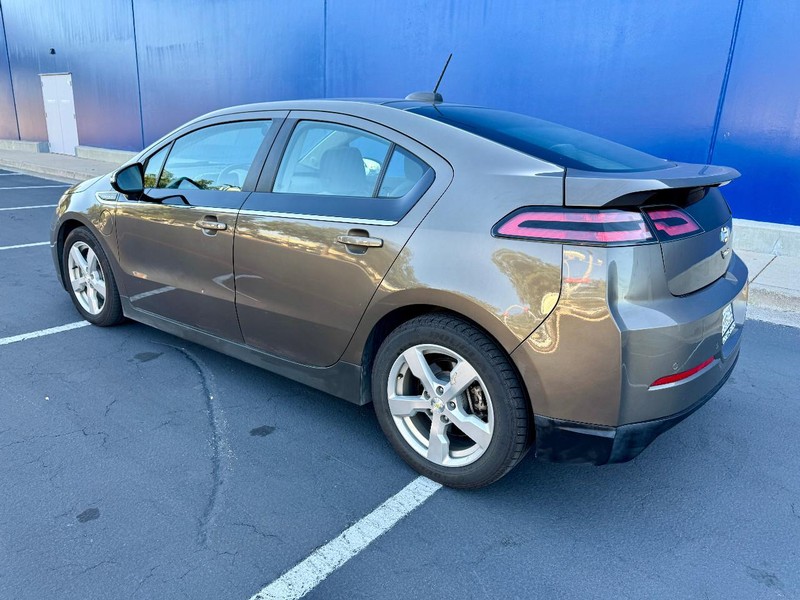 Chevrolet Volt Vehicle Image 09