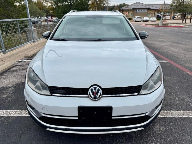 Volkswagen Golf Alltrack SEL Vehicle Image 07